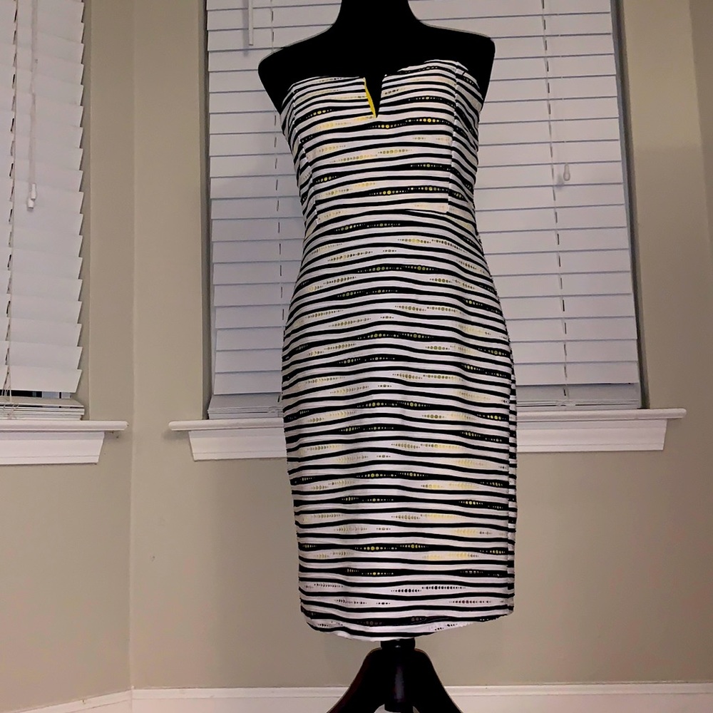 Strapless Black White & Yellow Mini Fashion Figure